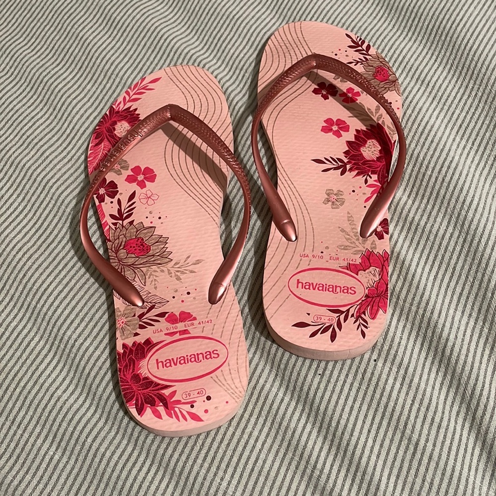 Pink slim havaianas for sale! 🌸☀️🌊